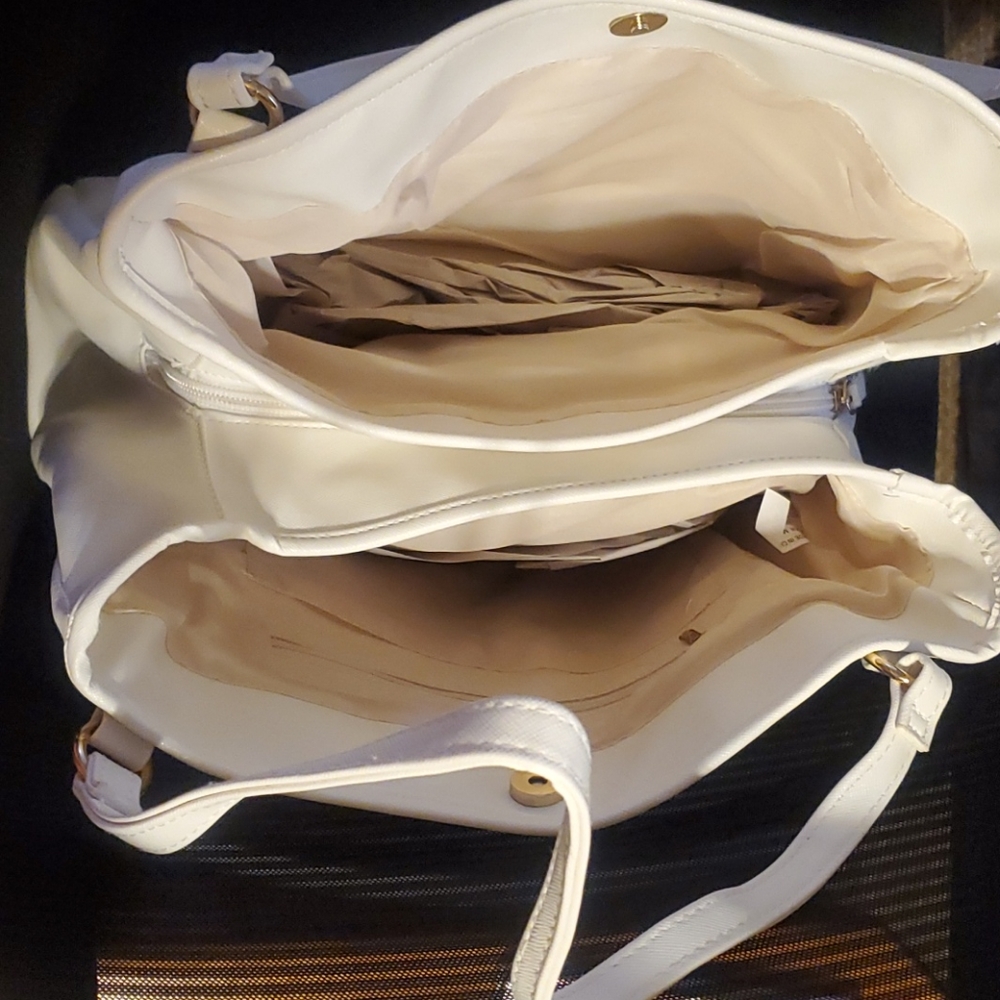 Purse - Picture 2 of 4